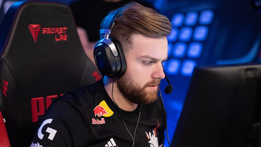 EPL S20 小组赛：找回状态 Mouz 2-0击败FNC